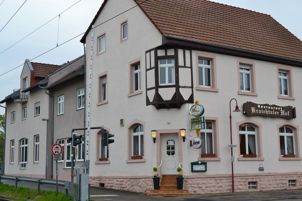 Kraichtaler Hof 호텔 외부 사진